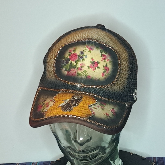 Trucker Hat Women's Snap Back Mesh Hat. - Picture 1 of 8